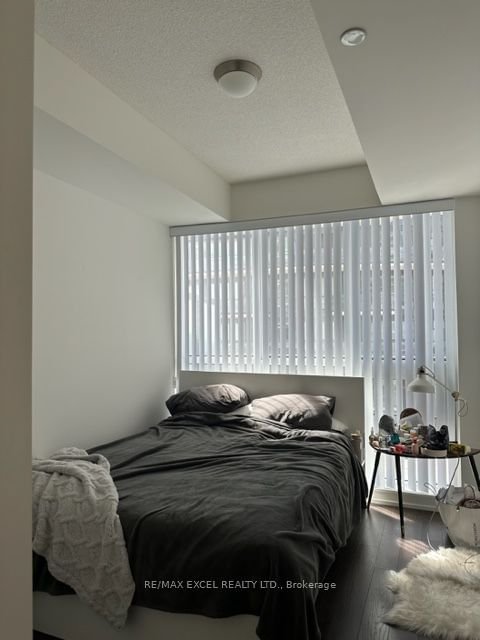 49 East Liberty St, unit 1208 for rent - image #8