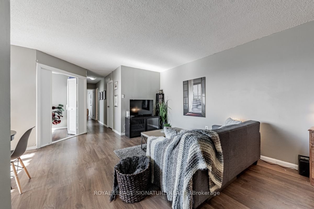 10 Muirhead Rd, unit 1006 for sale - image #7