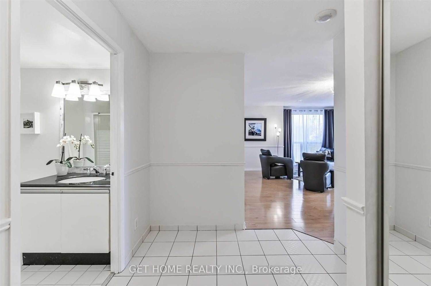 298 Jarvis St, unit 403 for rent - image #19