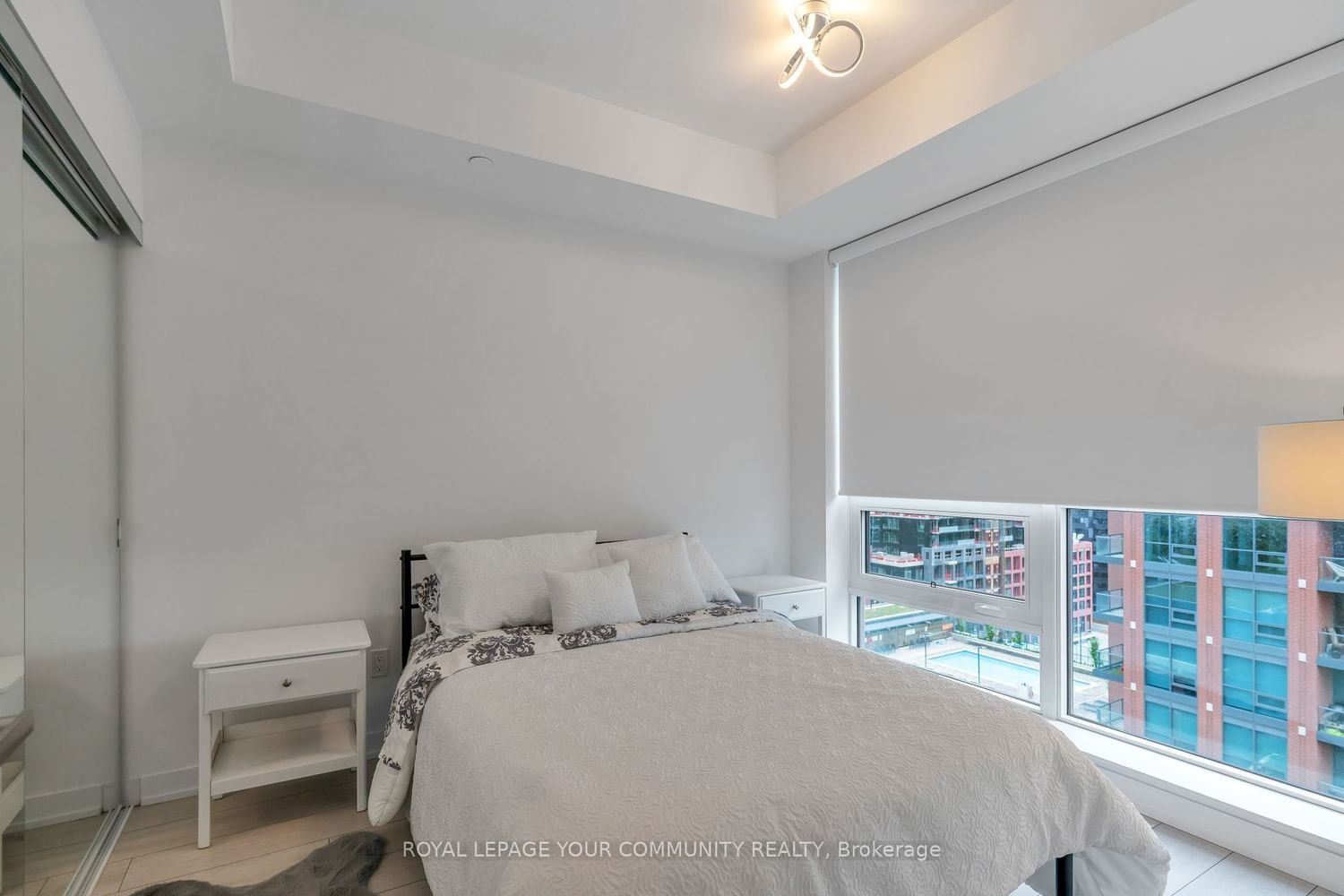 31 Tippett Rd, unit 1307 for rent - image #10