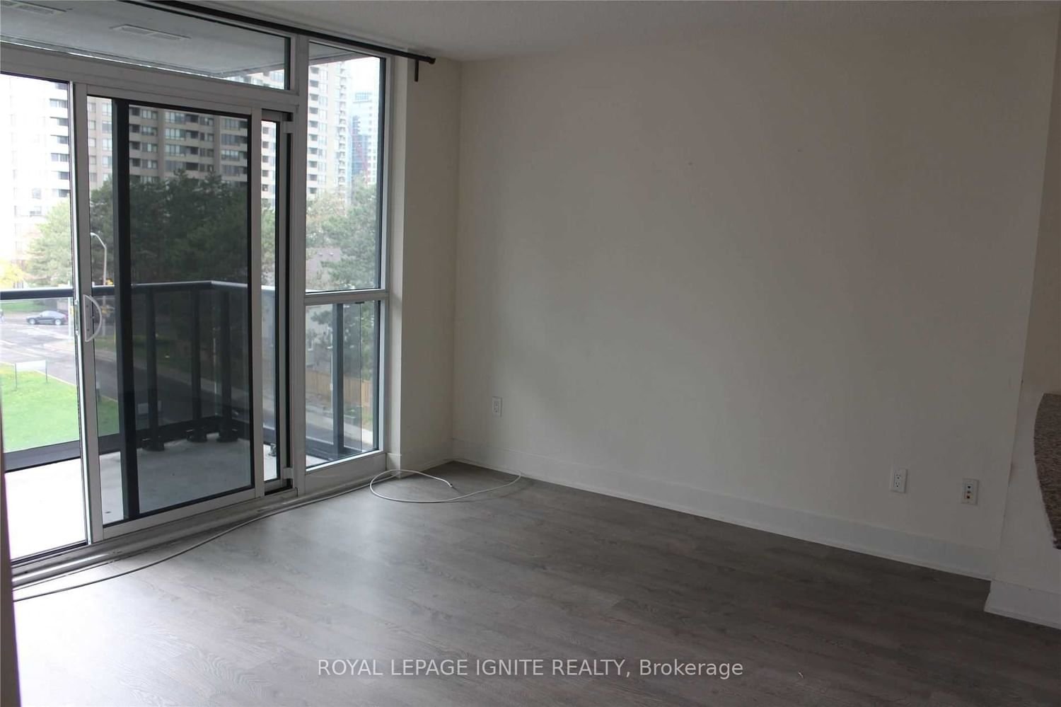88 Sheppard Ave E, unit 507 for rent - image #7