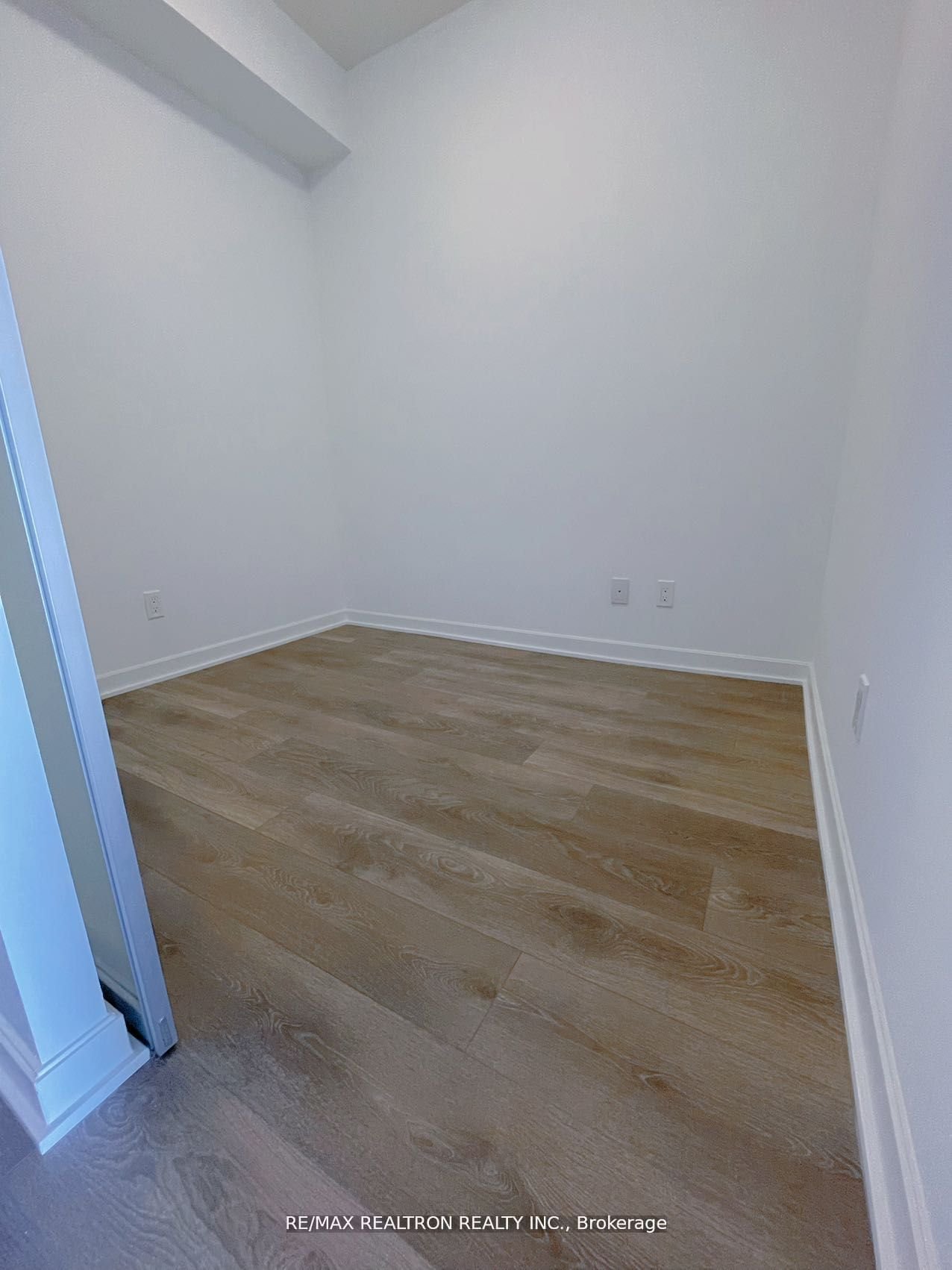 38 Forest Manor Rd, unit 1805 for rent - image #8