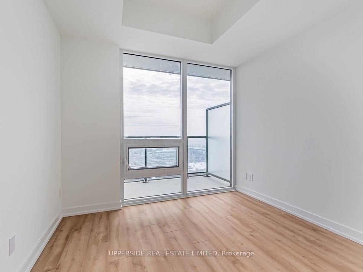 135 East Liberty St, unit 1613 for rent - image #7