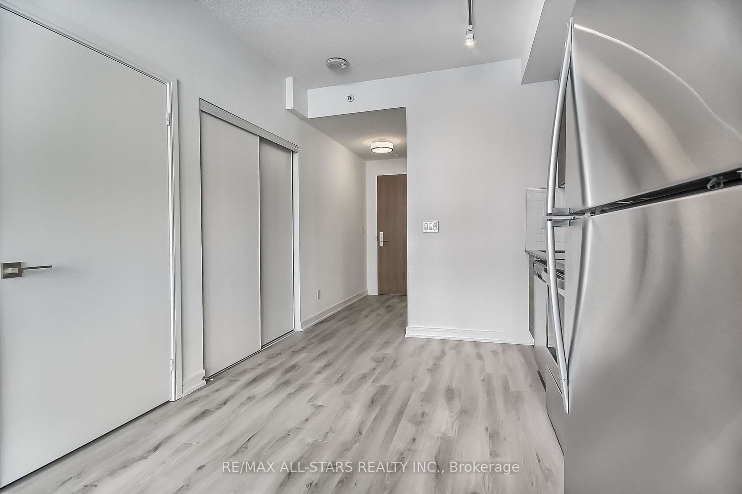 621 Sheppard Ave E, unit 326 for rent - image #10