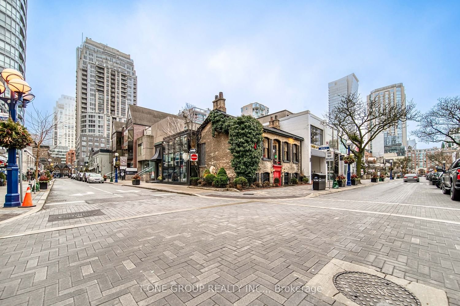 1 Yorkville Ave, unit 1604 for sale - image #13