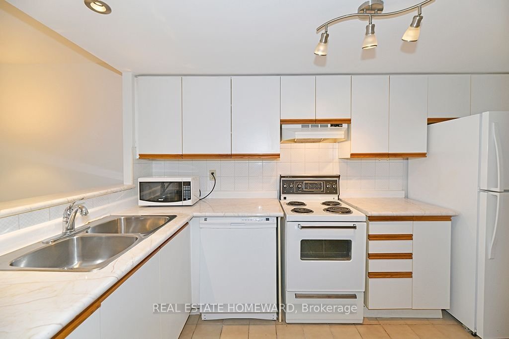 60 Homewood Ave, unit 301 for sale - image #13