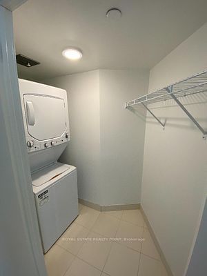 135 East Liberty St, unit 2104 for sale - image #6