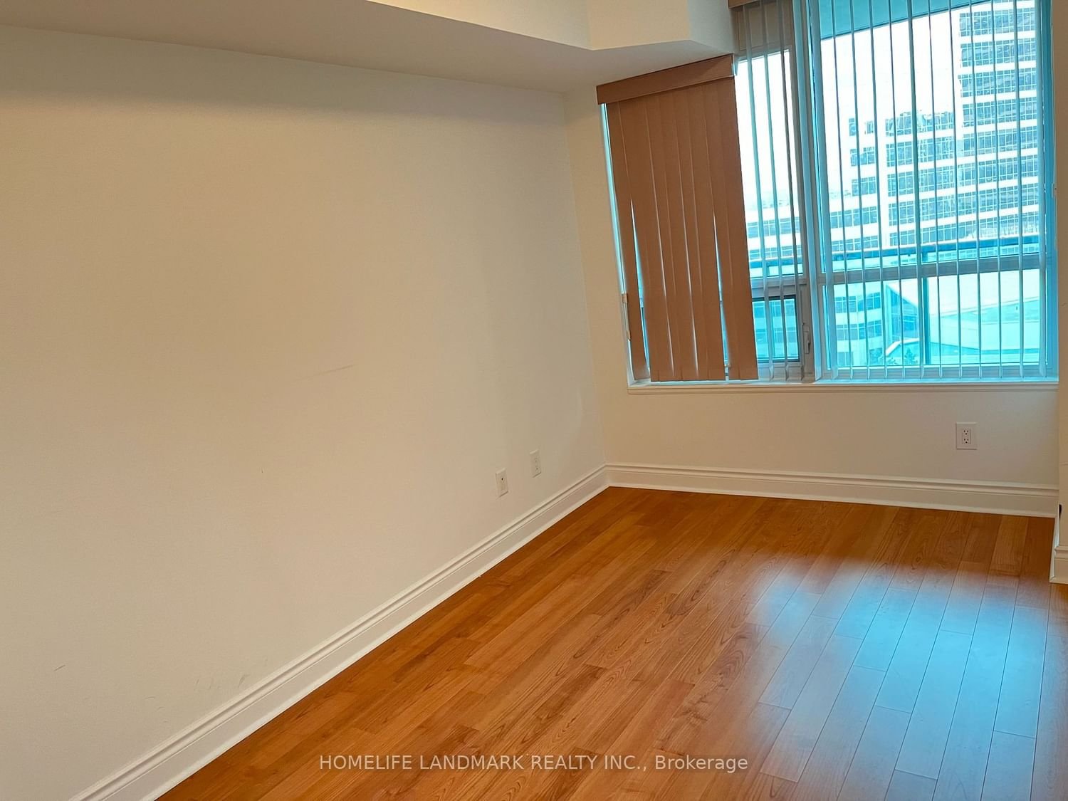 25 Greenview Ave, unit 1123 for rent - image #5