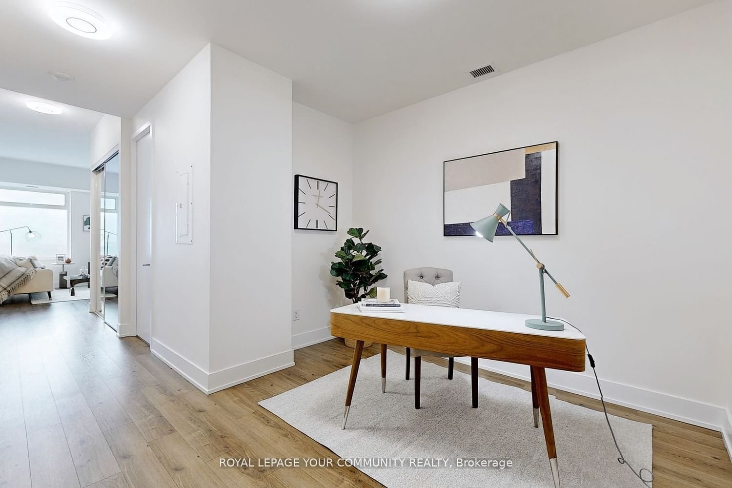 111 St Clair Ave W, unit 1828 for rent - image #21