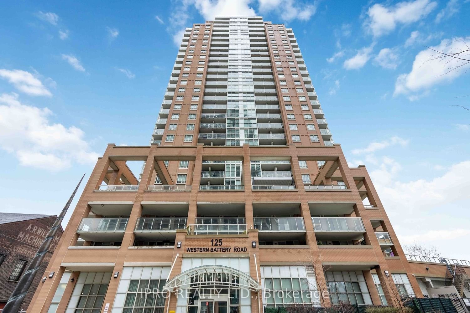 125 Western Battery Rd, unit 2514 for rent - image #1