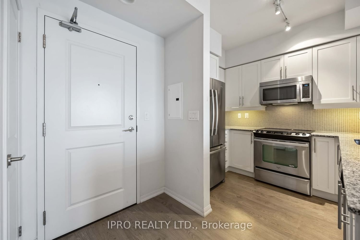 125 Western Battery Rd, unit 2514 for rent - image #7