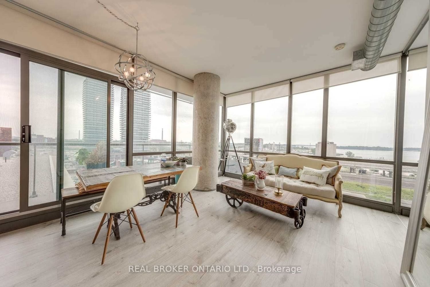 33 Mill St, unit 1004 for rent - image #2