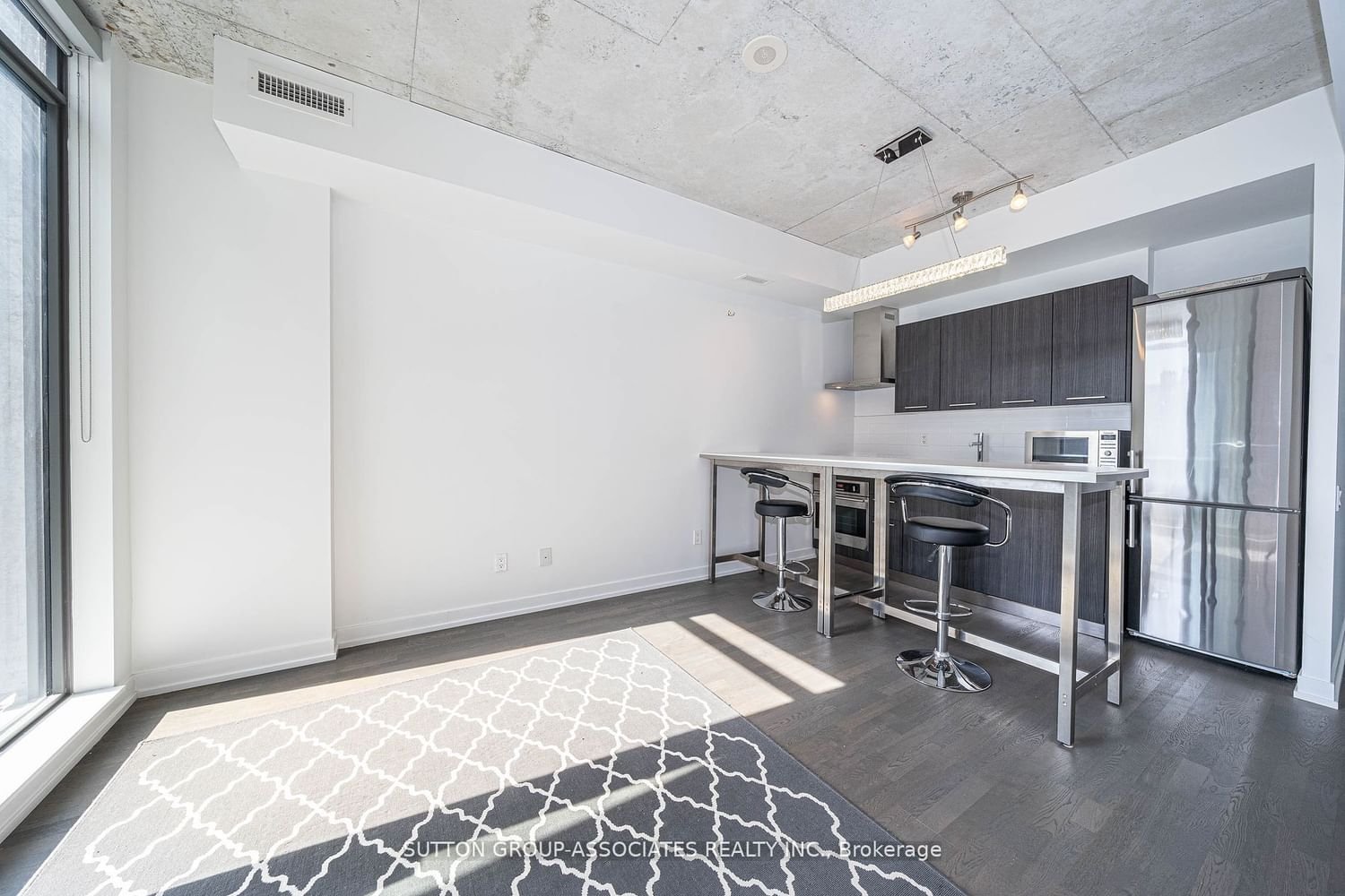 461 Adelaide St W, unit 635 for rent - image #3