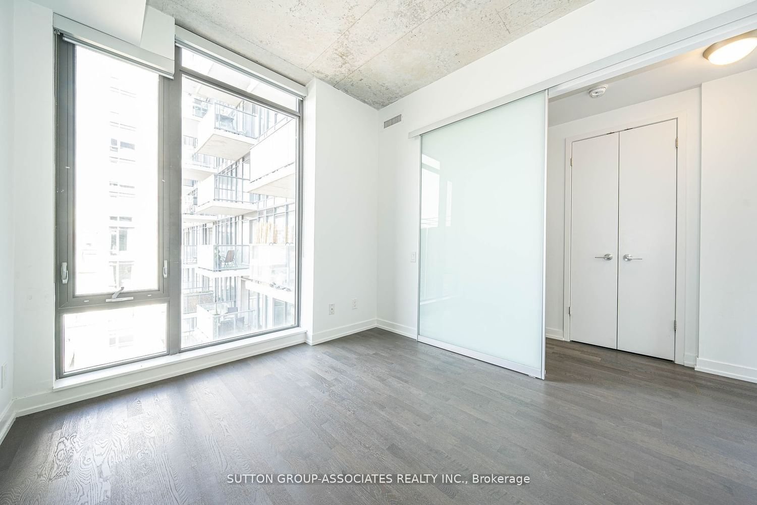 461 Adelaide St W, unit 635 for rent - image #8