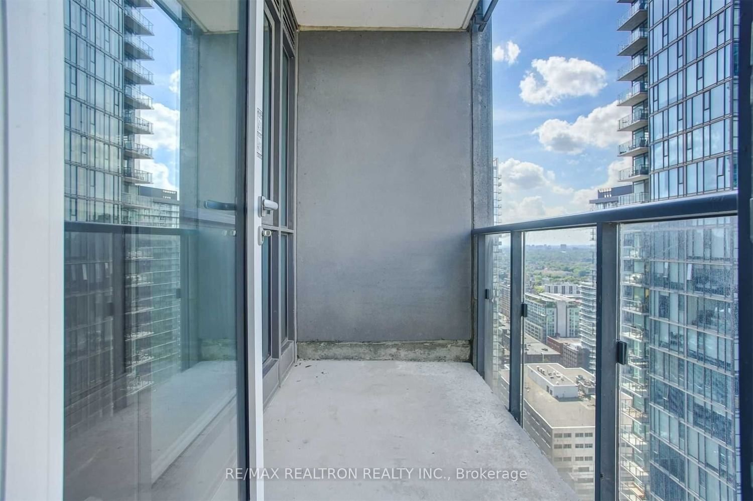 295 Adelaide St W, unit 1003 for rent - image #14