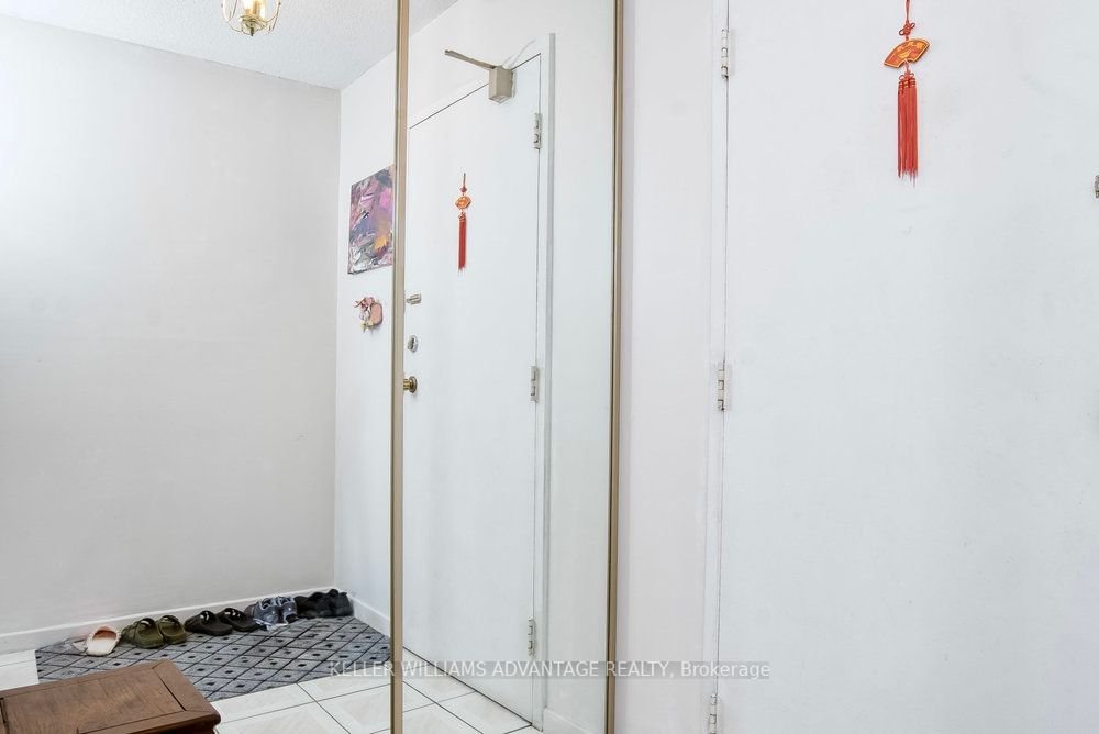 10 Tangreen Crt, unit 3201 for sale - image #8