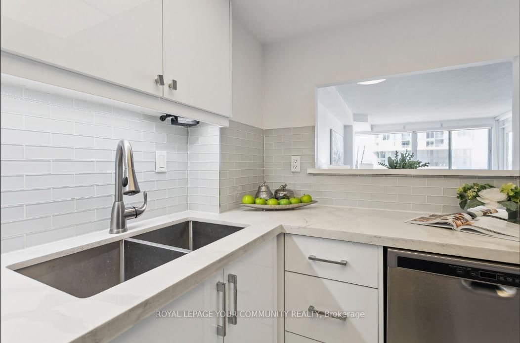 7 Broadway Ave, unit 605 for sale - image #6
