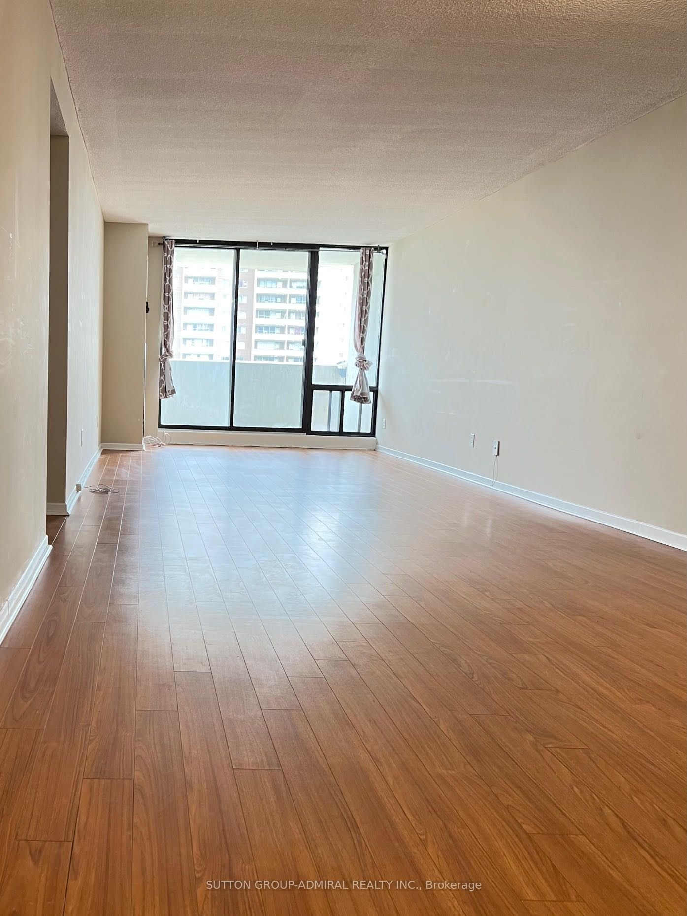 10 Tangreen Crt, unit 603 for rent - image #5