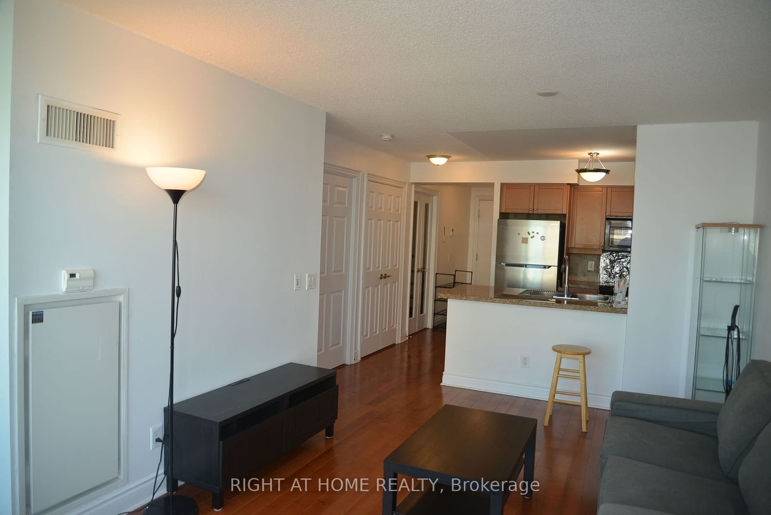 25 Greenview Ave, unit 1922 for rent - image #10