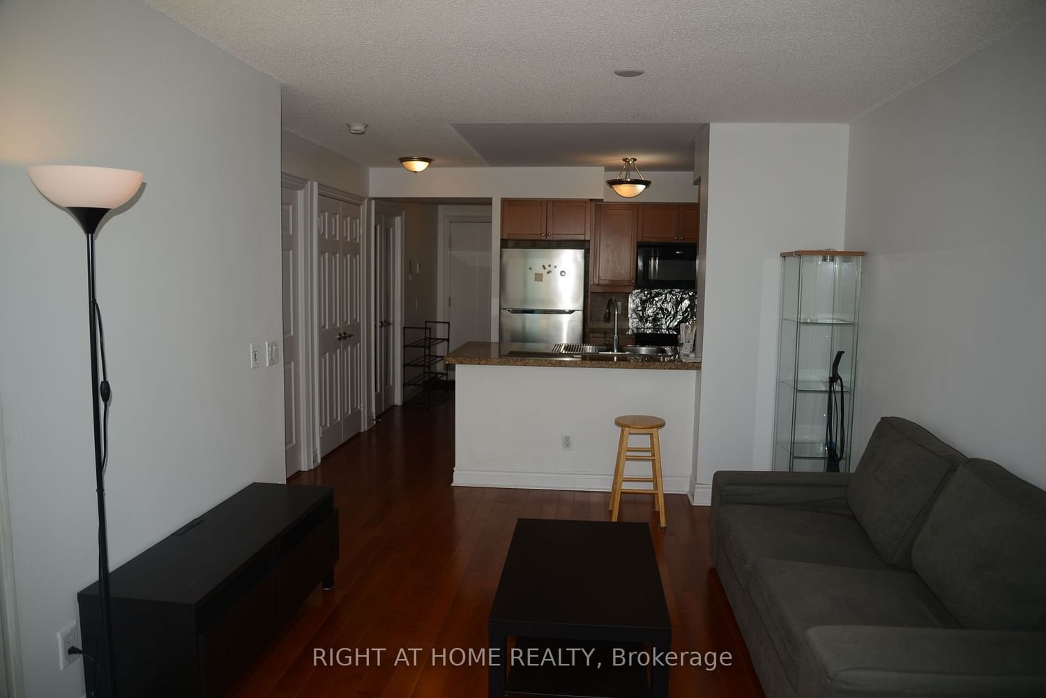 25 Greenview Ave, unit 1922 for rent - image #9