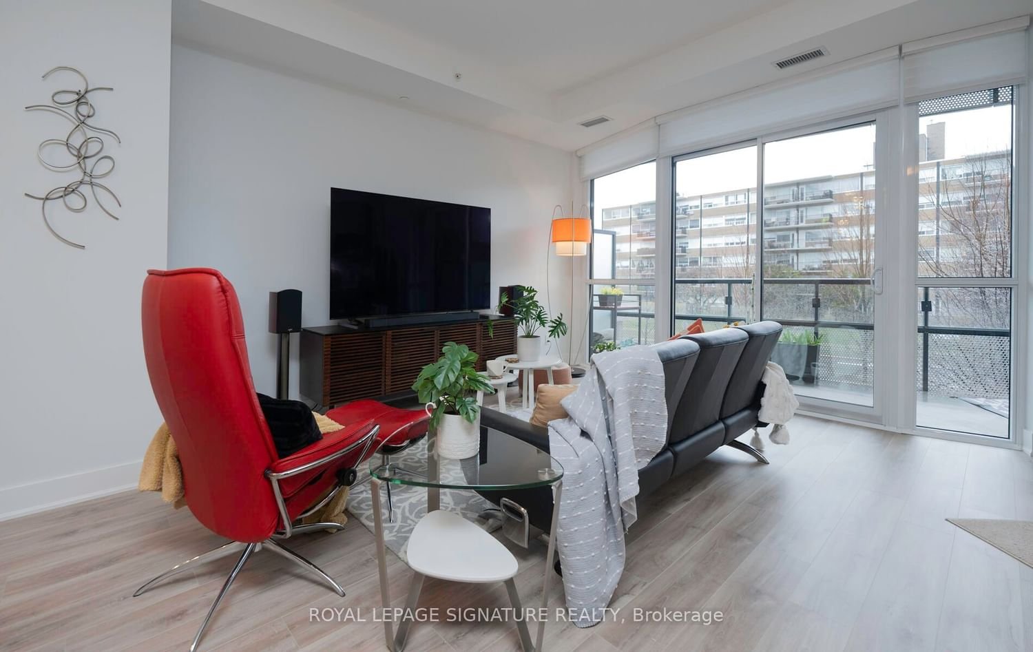99 The Donway W, unit 227 for sale - image #8