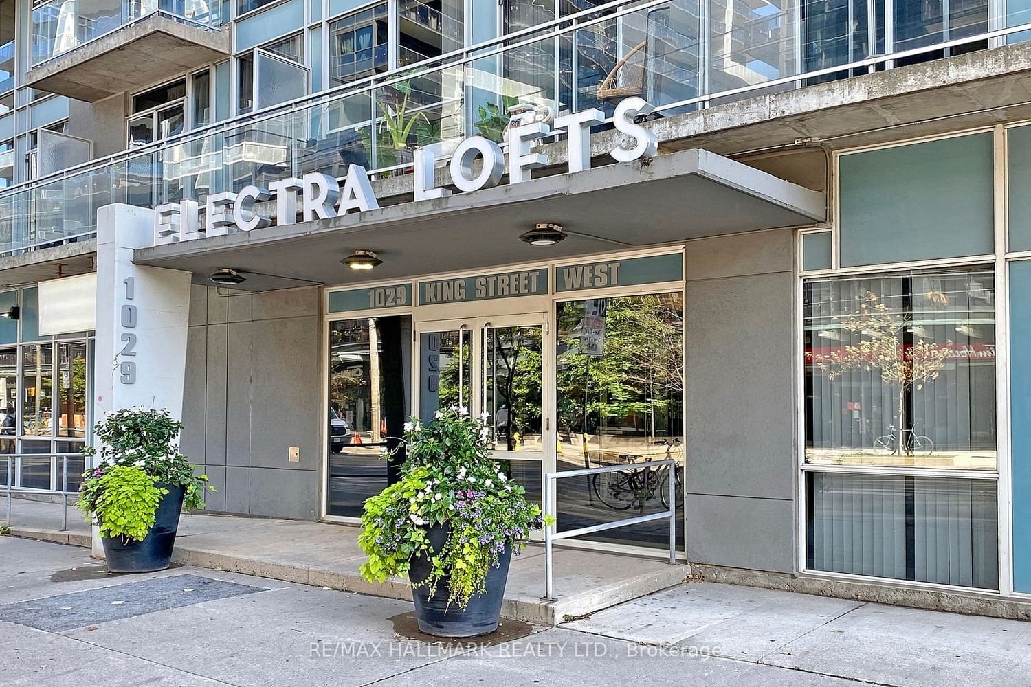 1029 King St W, unit 413 for rent - image #2