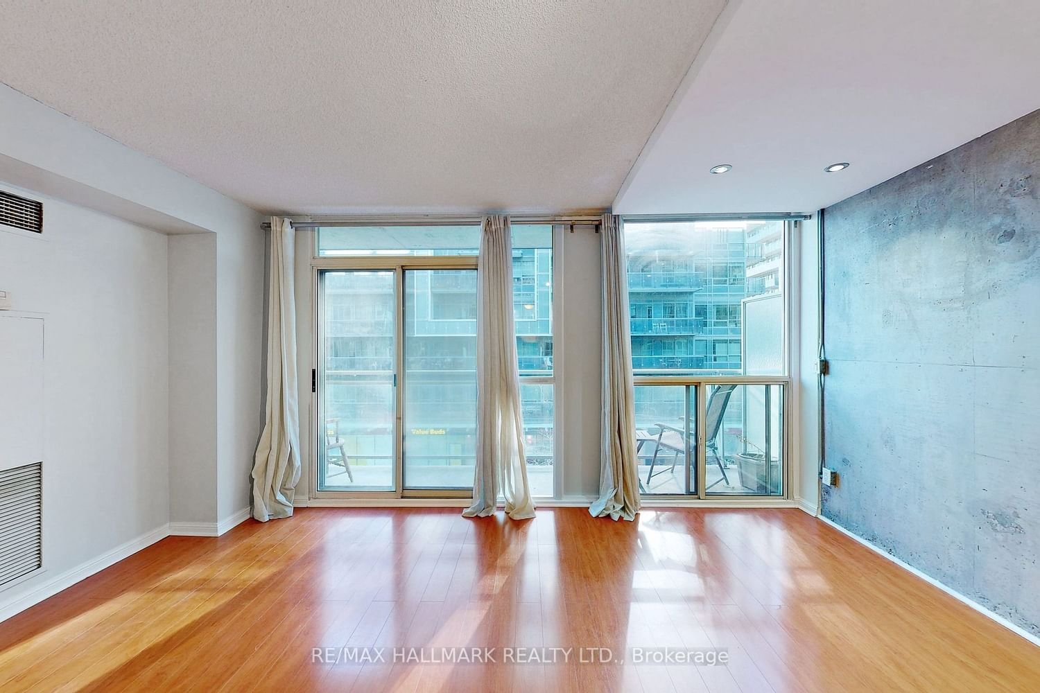 1029 King St W, unit 413 for rent - image #5
