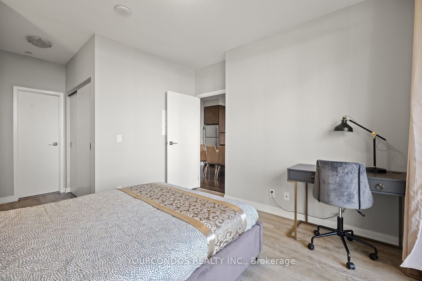 98 Lillian St, unit 420 for sale - image #14