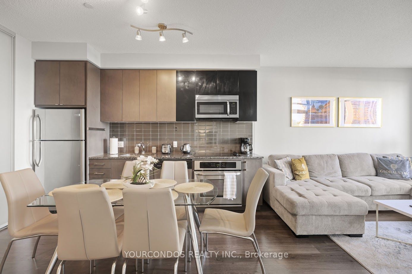 98 Lillian St, unit 420 for sale - image #7