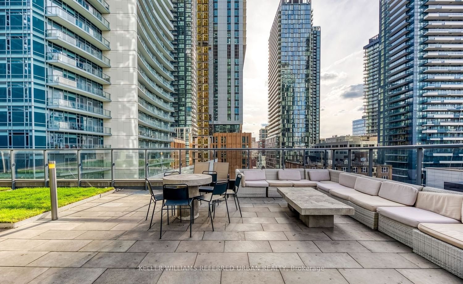295 Adelaide St W, unit 2703 for rent - image #10