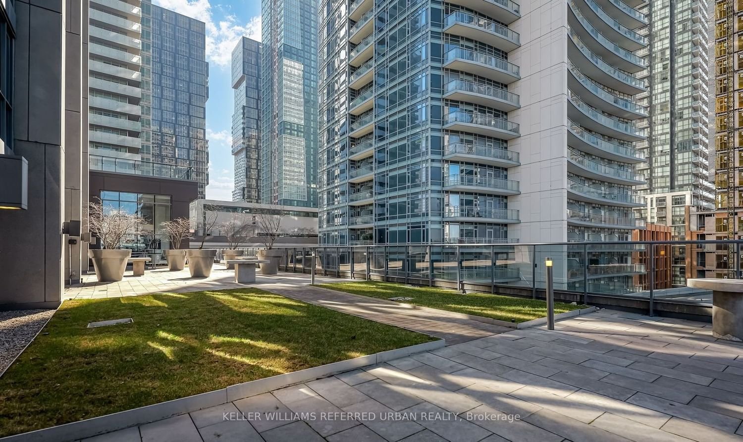 295 Adelaide St W, unit 2703 for rent - image #9