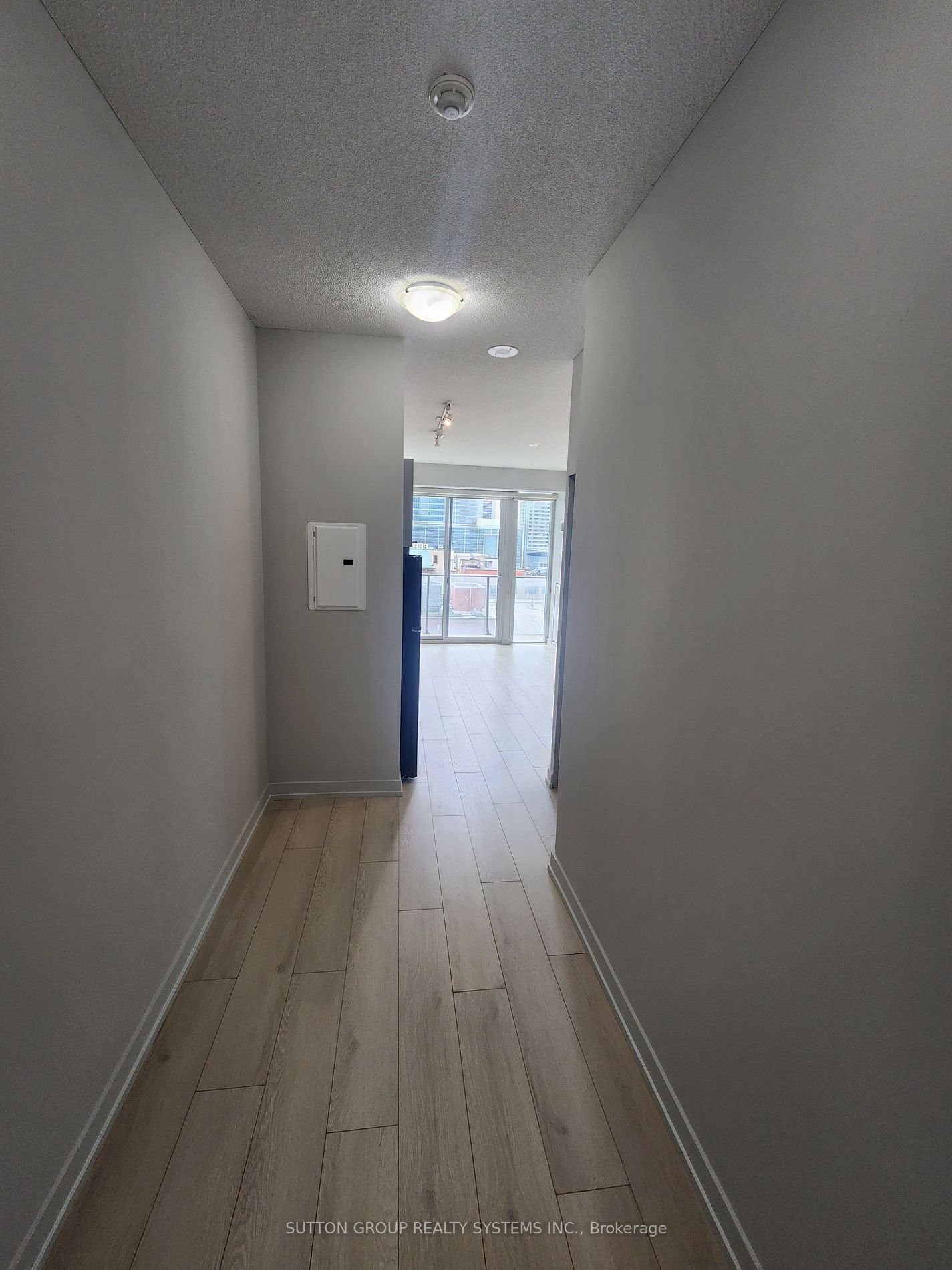 126 Simcoe St, unit 1009 for rent - image #7