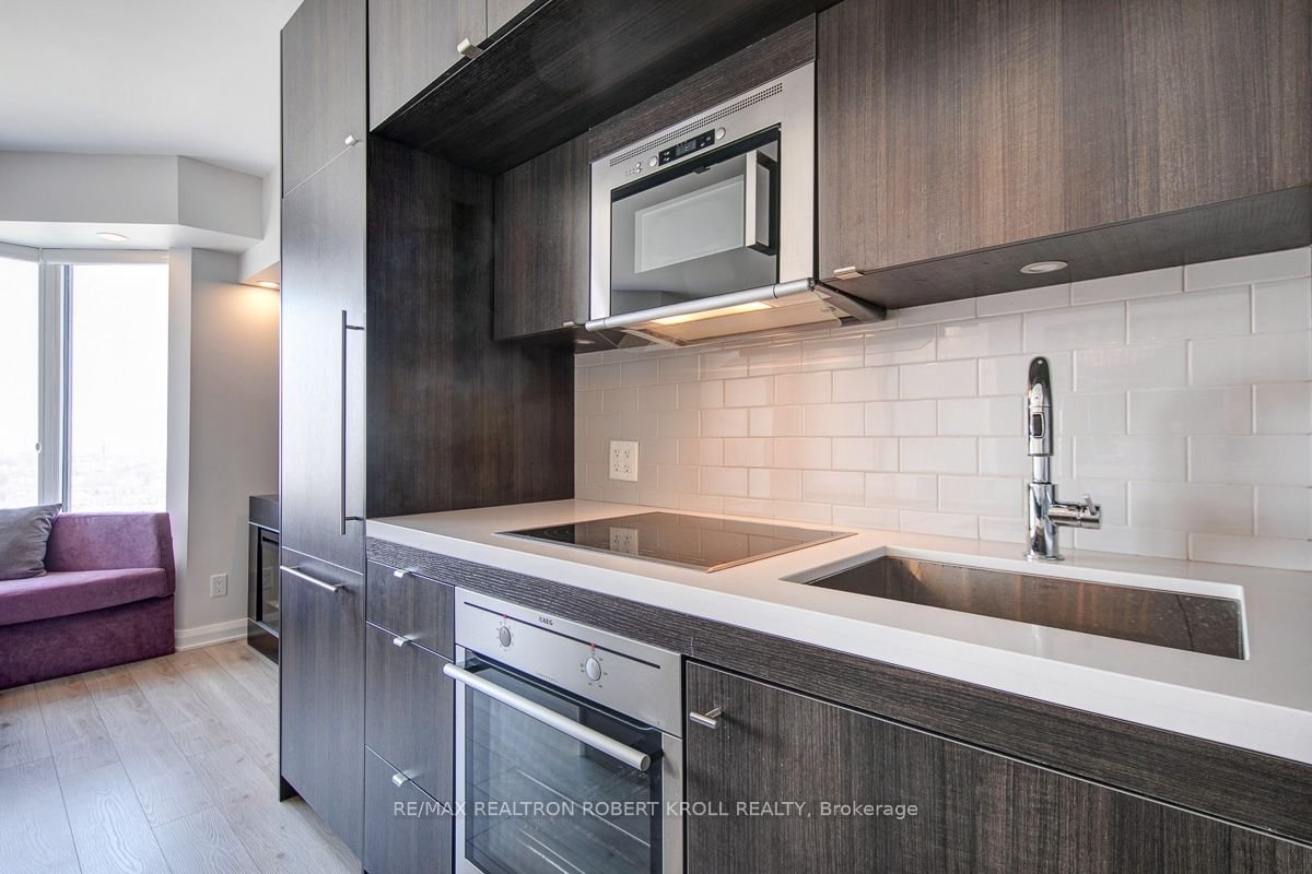 155 Yorkville Ave, unit 2818 for sale - image #12