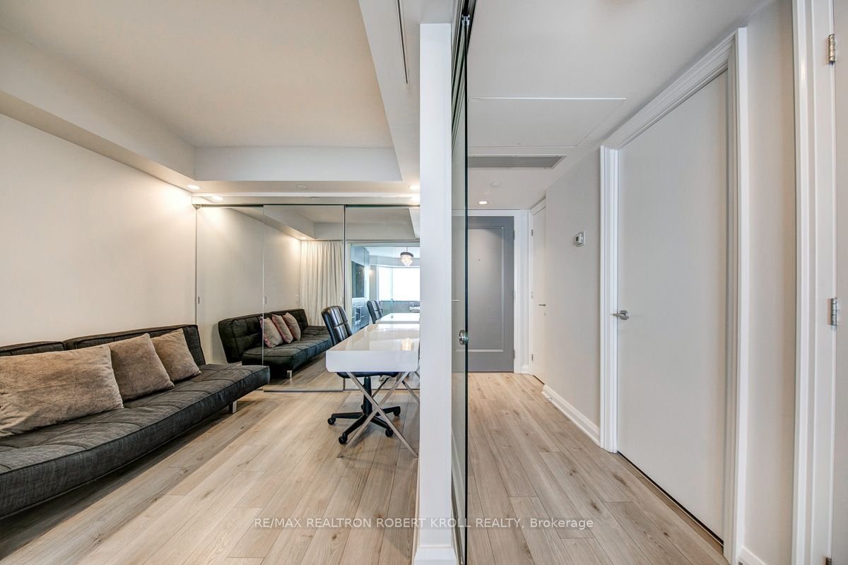 155 Yorkville Ave, unit 2818 for sale - image #16