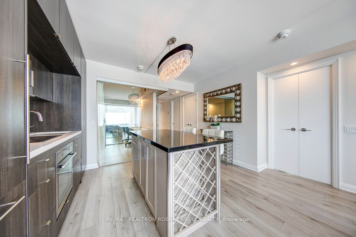 155 Yorkville Ave, unit 2818 for sale - image #8