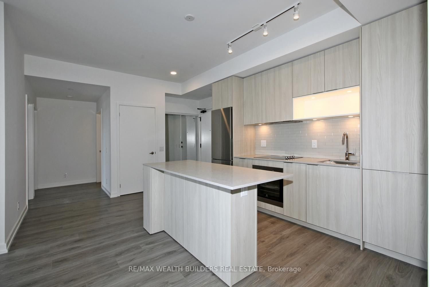 20 Tubman Ave, unit 502 for rent - image #11