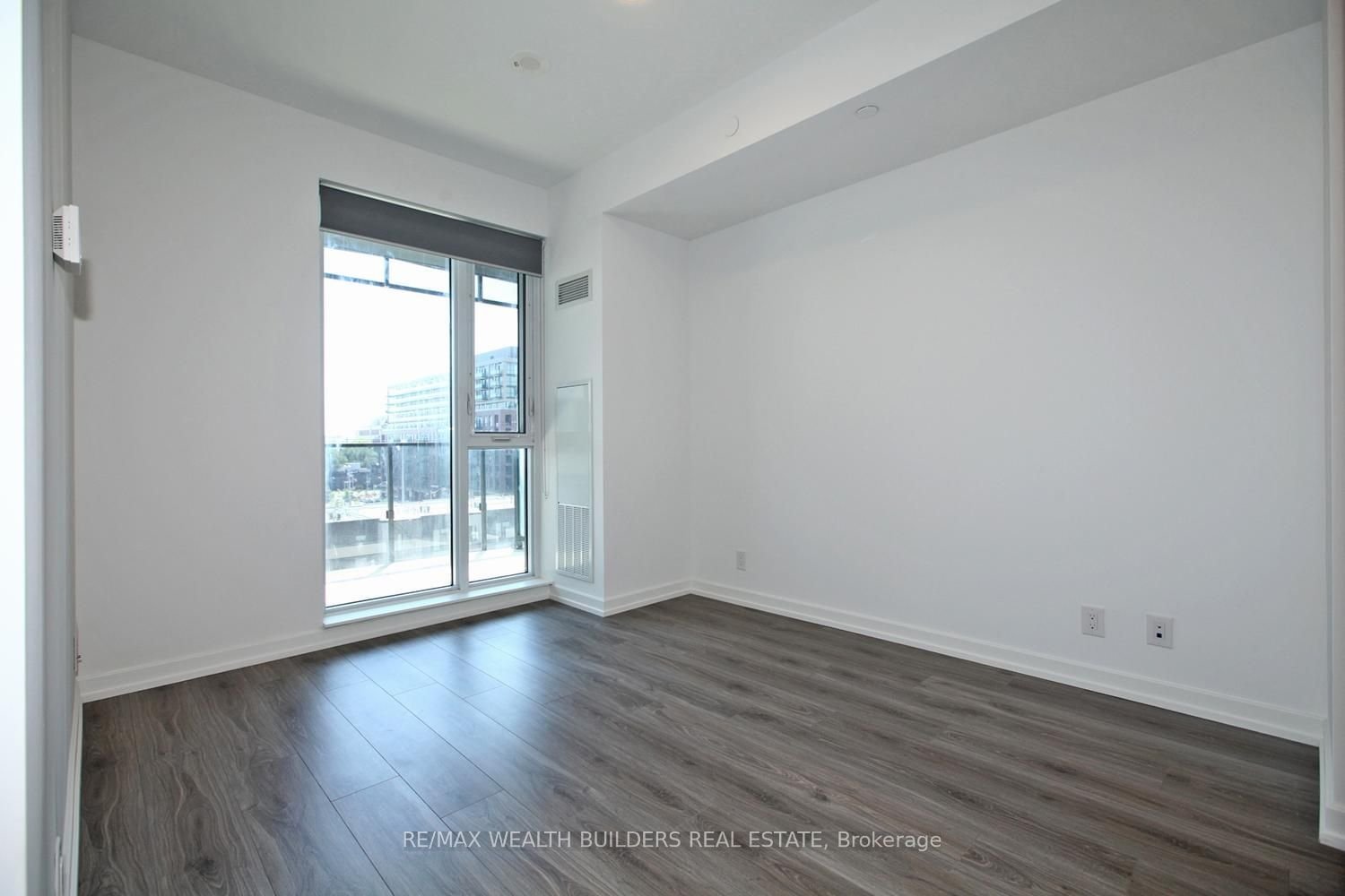 20 Tubman Ave, unit 502 for rent - image #18