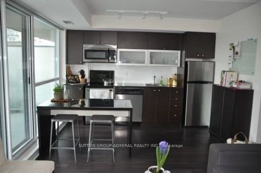 100 Western Battery Rd, unit #401 for rent - image #3