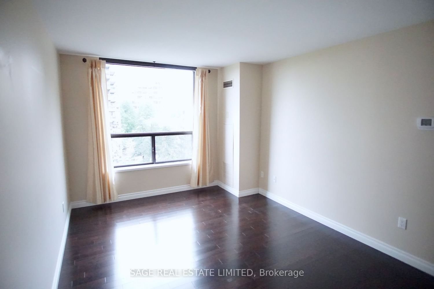 47 St Clair Ave W, unit 801 for rent - image #14