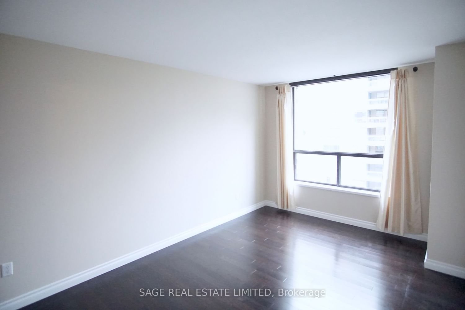47 St Clair Ave W, unit 801 for rent - image #15