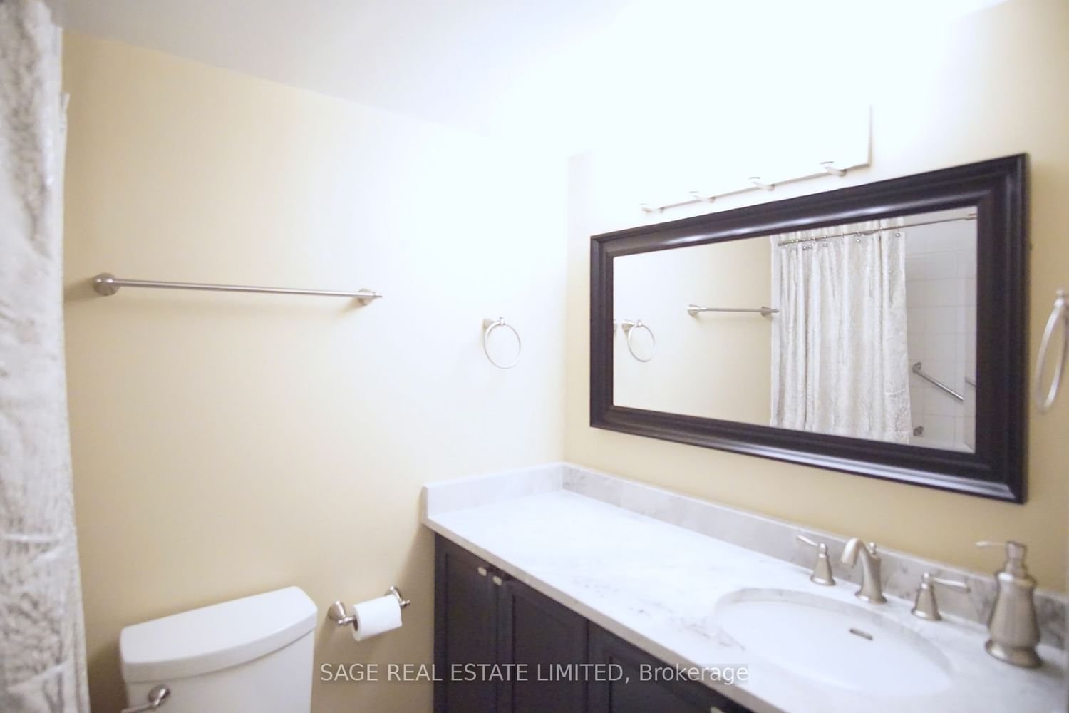 47 St Clair Ave W, unit 801 for rent - image #18