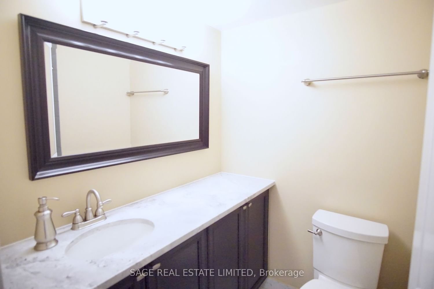 47 St Clair Ave W, unit 801 for rent - image #23