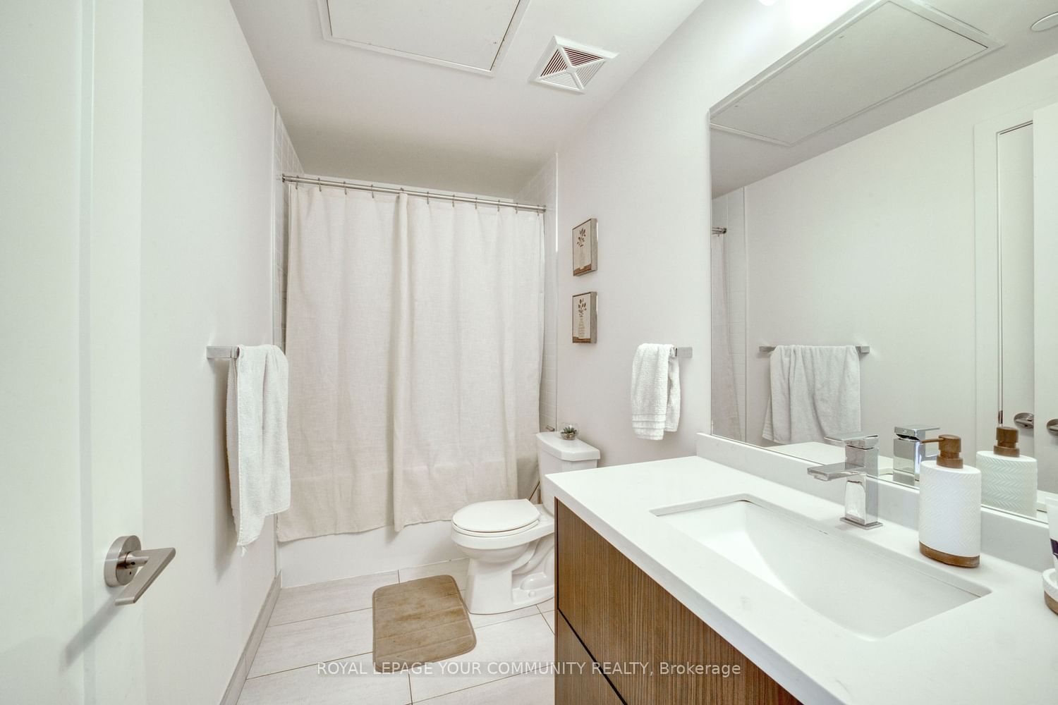 330 Richmond St W, unit 1711 for sale - image #35