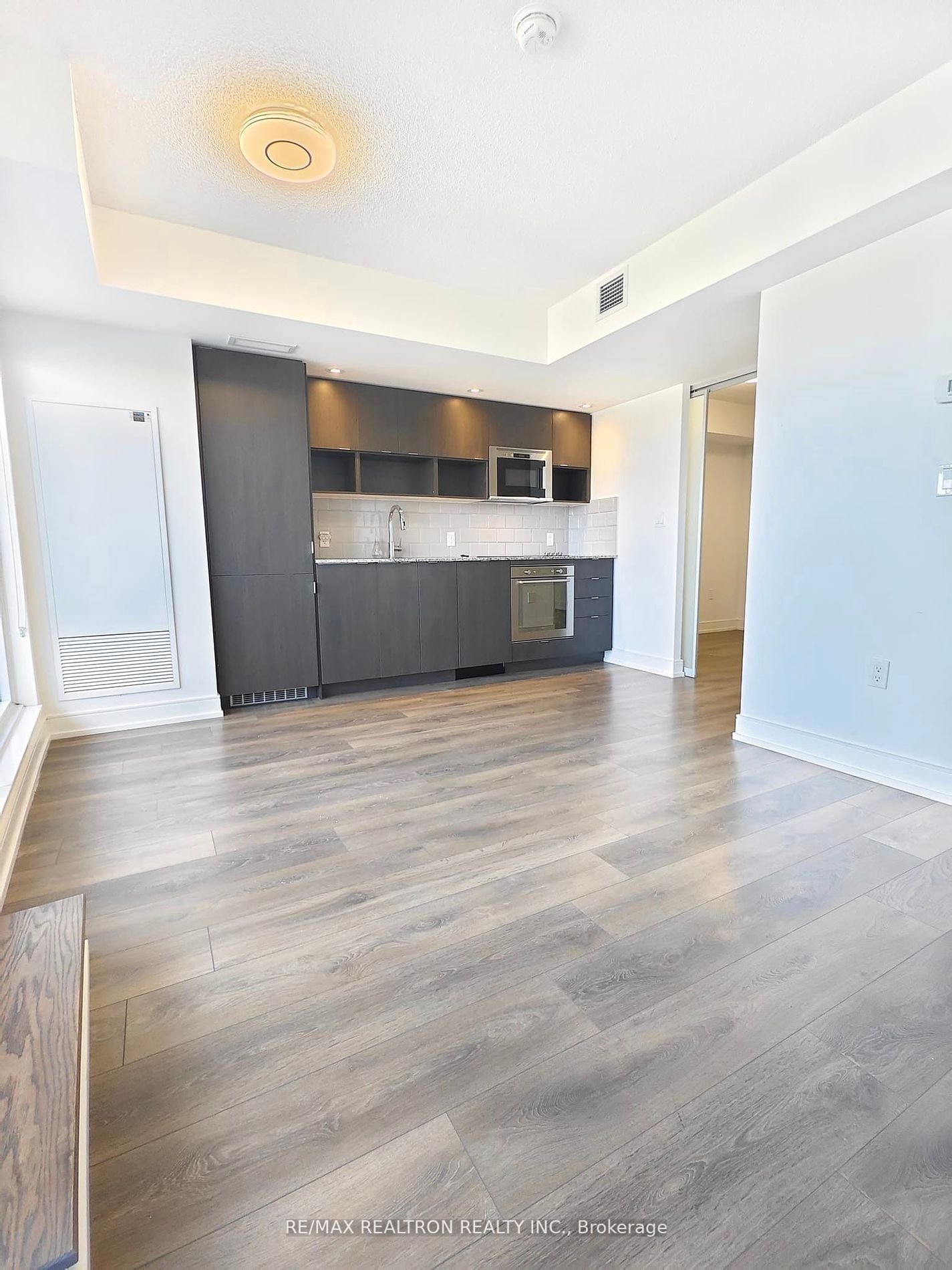89 Mcgill St, unit 2206 for rent - image #8