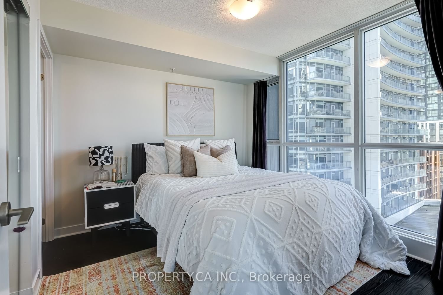 295 Adelaide St W, unit 1402 for sale - image #13