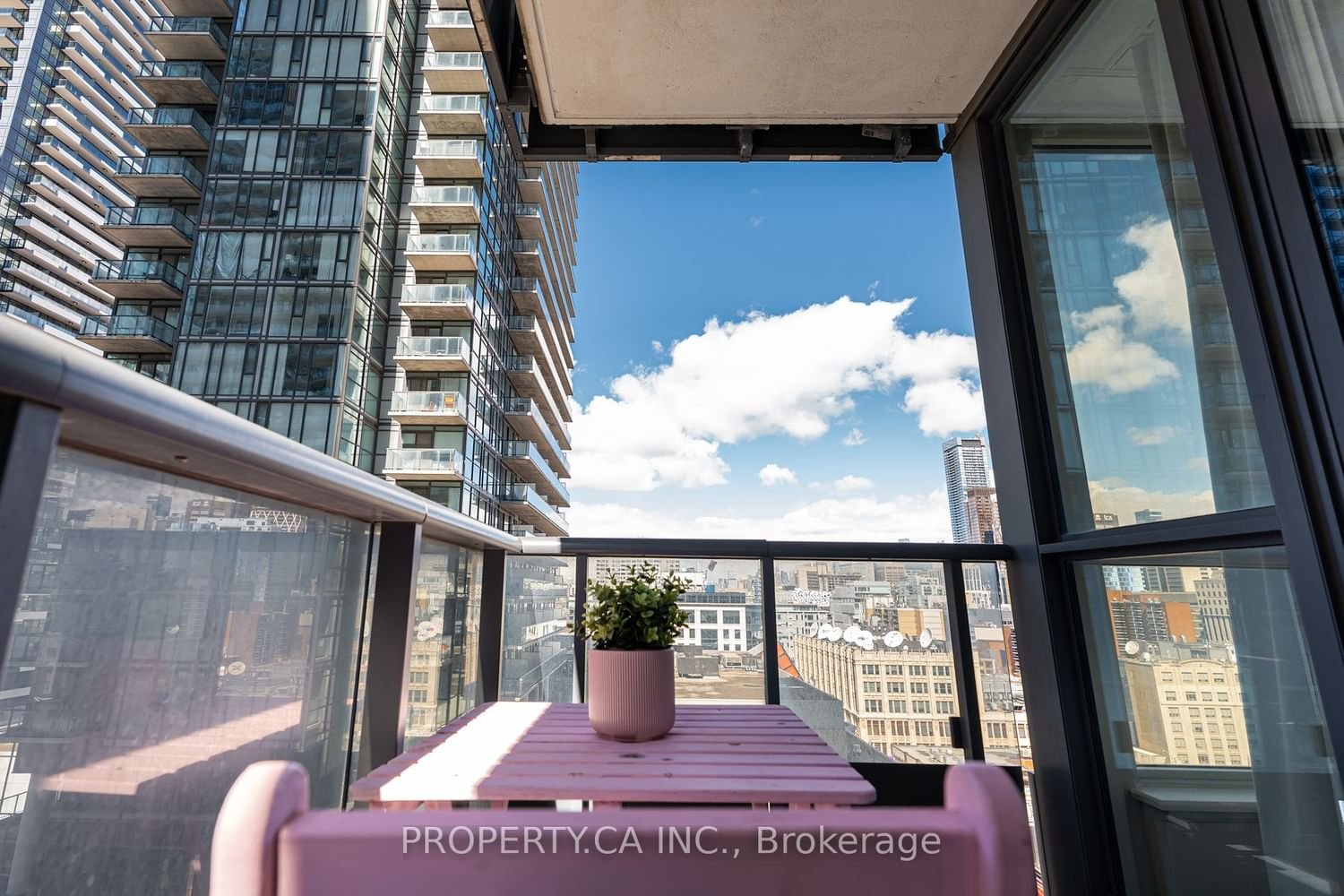 295 Adelaide St W, unit 1402 for sale - image #19