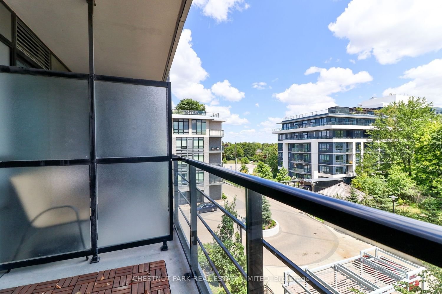 21 Clairtrell Rd, unit 402 for rent - image #26