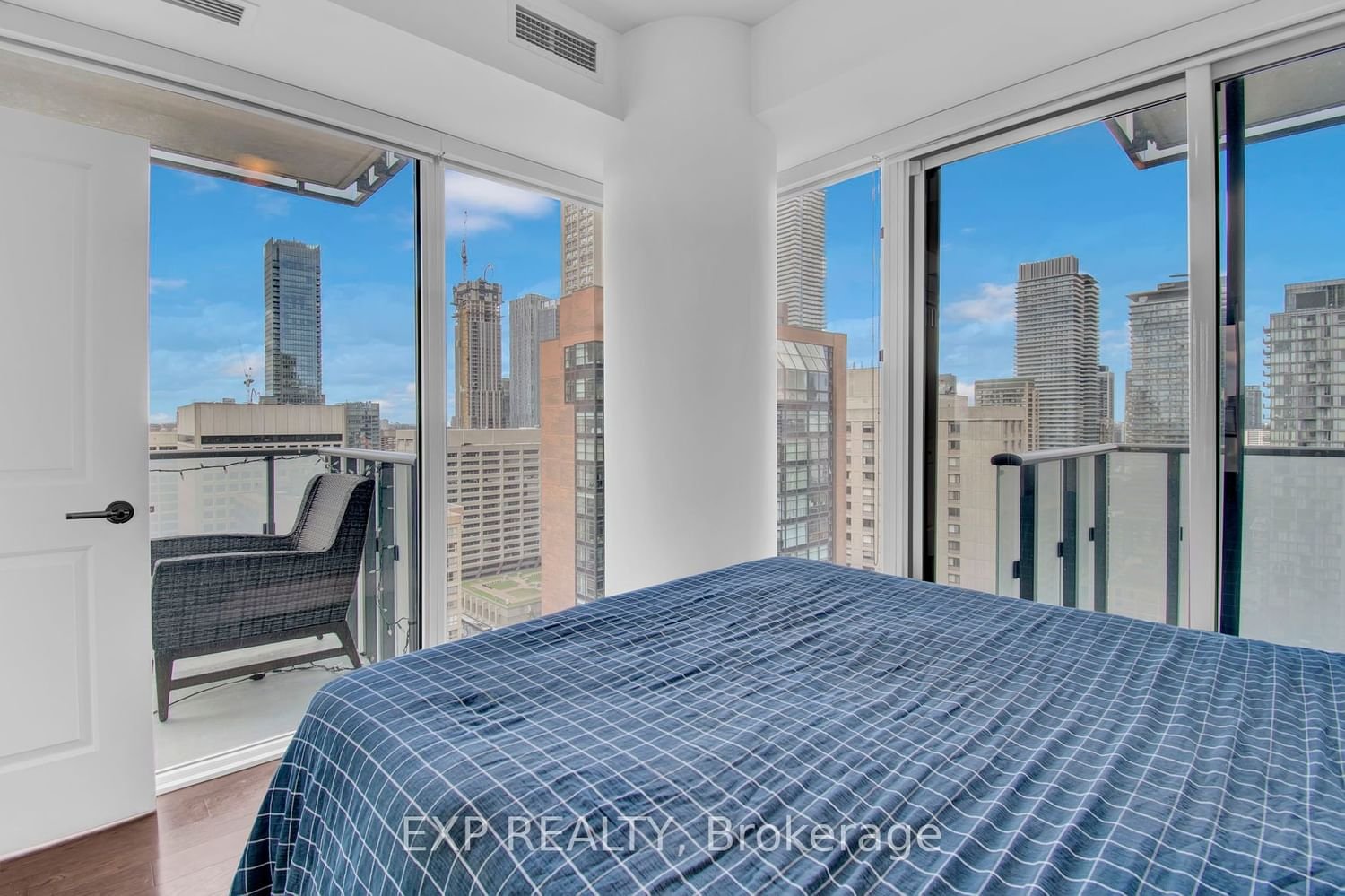 65 St Mary St E, unit 2709 for rent - image #20