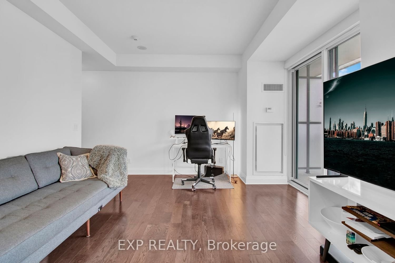 65 St Mary St E, unit 2709 for rent - image #8