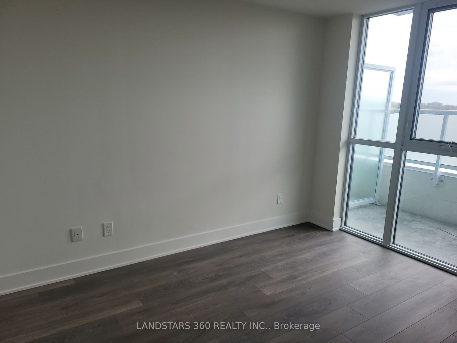 188 Fairview Mall Dr, unit 626 for rent - image #4